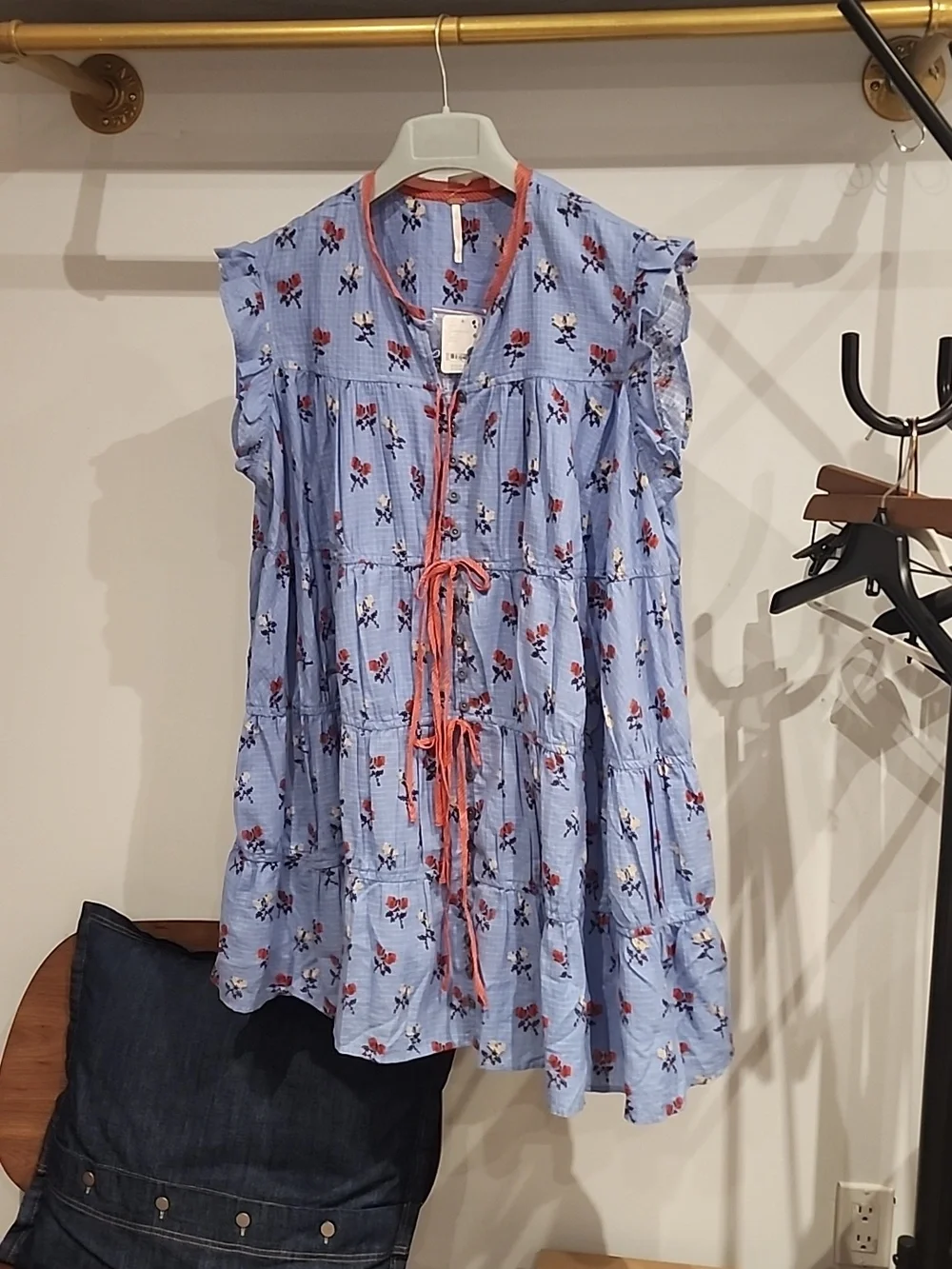 🧢 BE FESTIVAL READY - NWT - Free People Blue Floral Mini Dress with Pink Trim - Picture 5 of 14